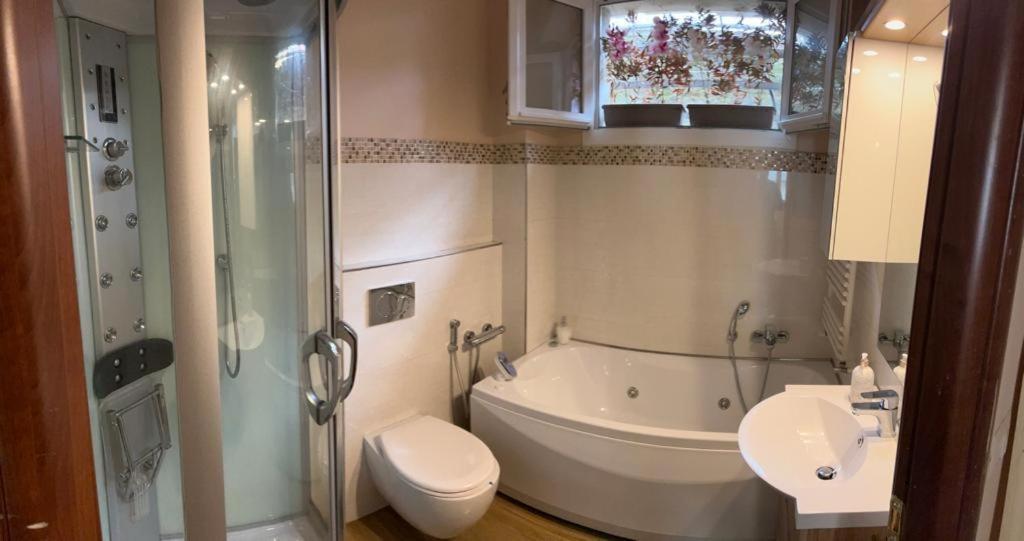 Апартаменты Bellaria Casa Indipendente-Giardino Privato-Free Parking-Wifi-Strategic Location 5 Terre-Portofino Рапалло Экстерьер фото